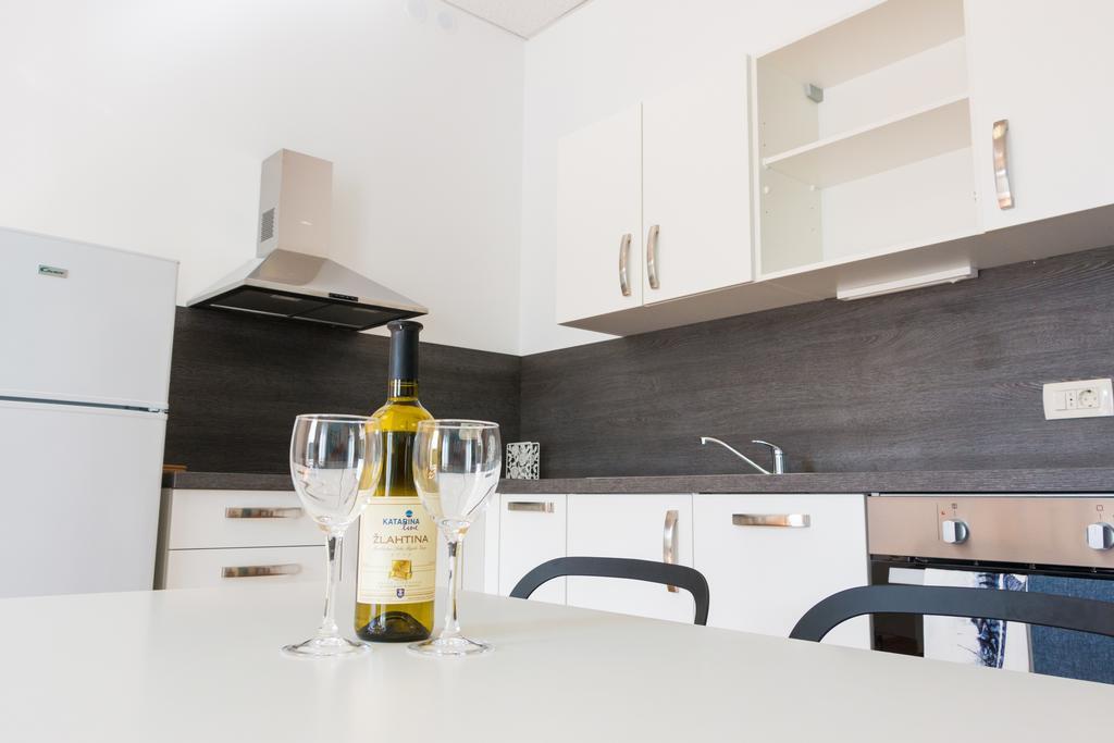 Sunny Apartment Anamaria Opatija Eksteriør billede